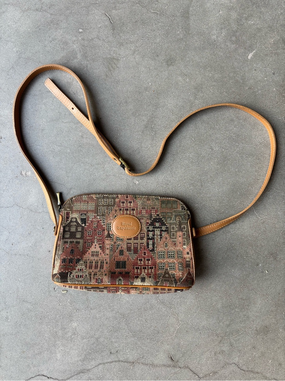 Vintage Royal Tapisserie Cityscape Tapestry Crossbody Bag French Woven Purse